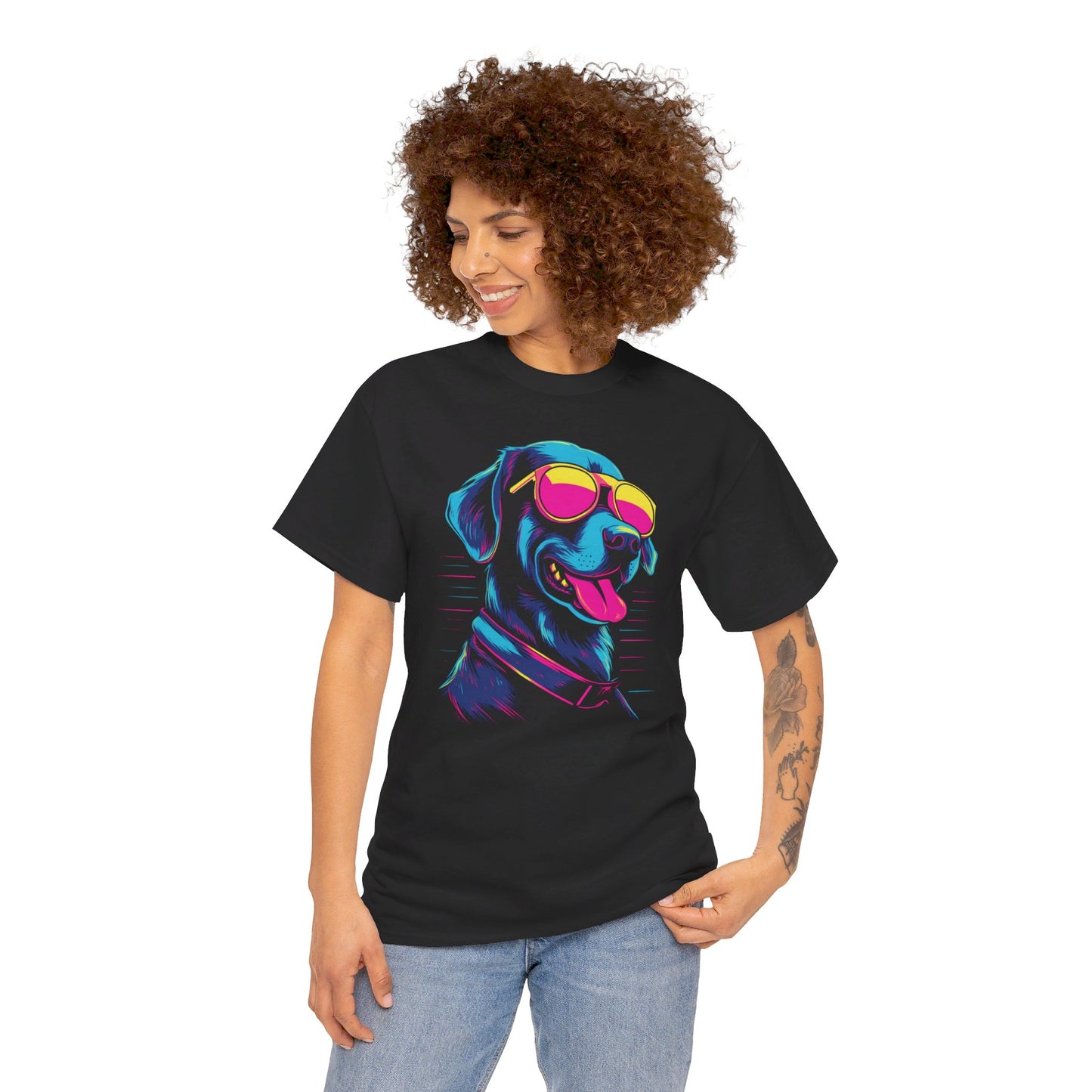 Retrowave Hunde T-Shirt | T-Shirt für 80er Jahre und Hunde Fans