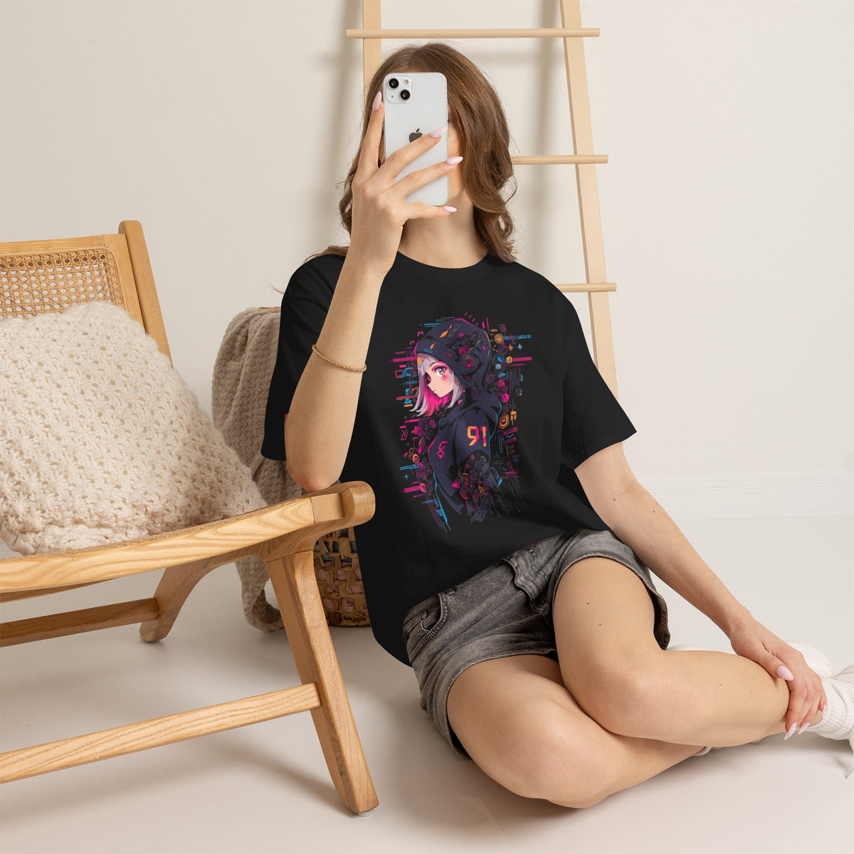 Cyberpunk Anime T-Shirt | Anime Girl mit Hoodie