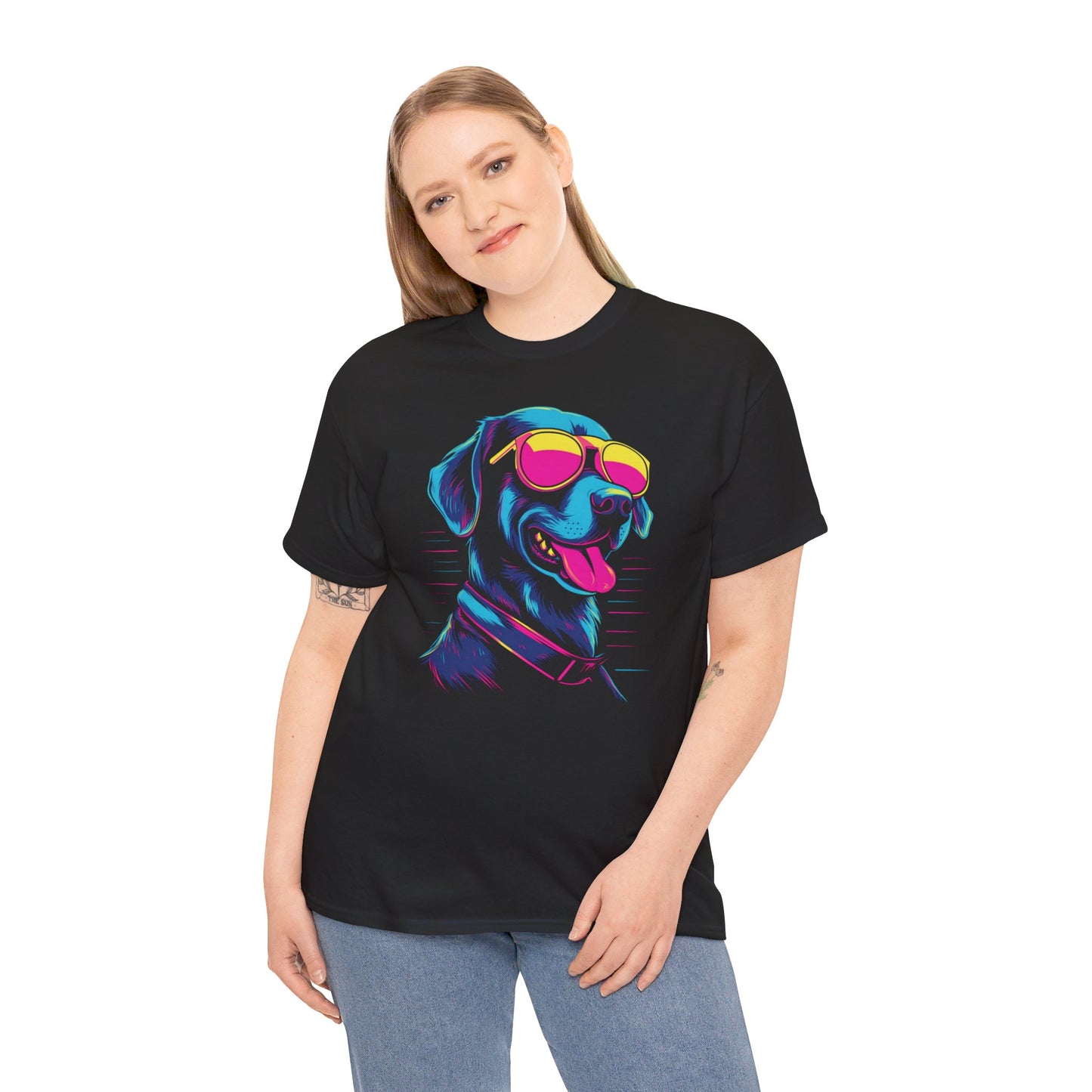 Retrowave Hunde T-Shirt | T-Shirt für 80er Jahre und Hunde Fans