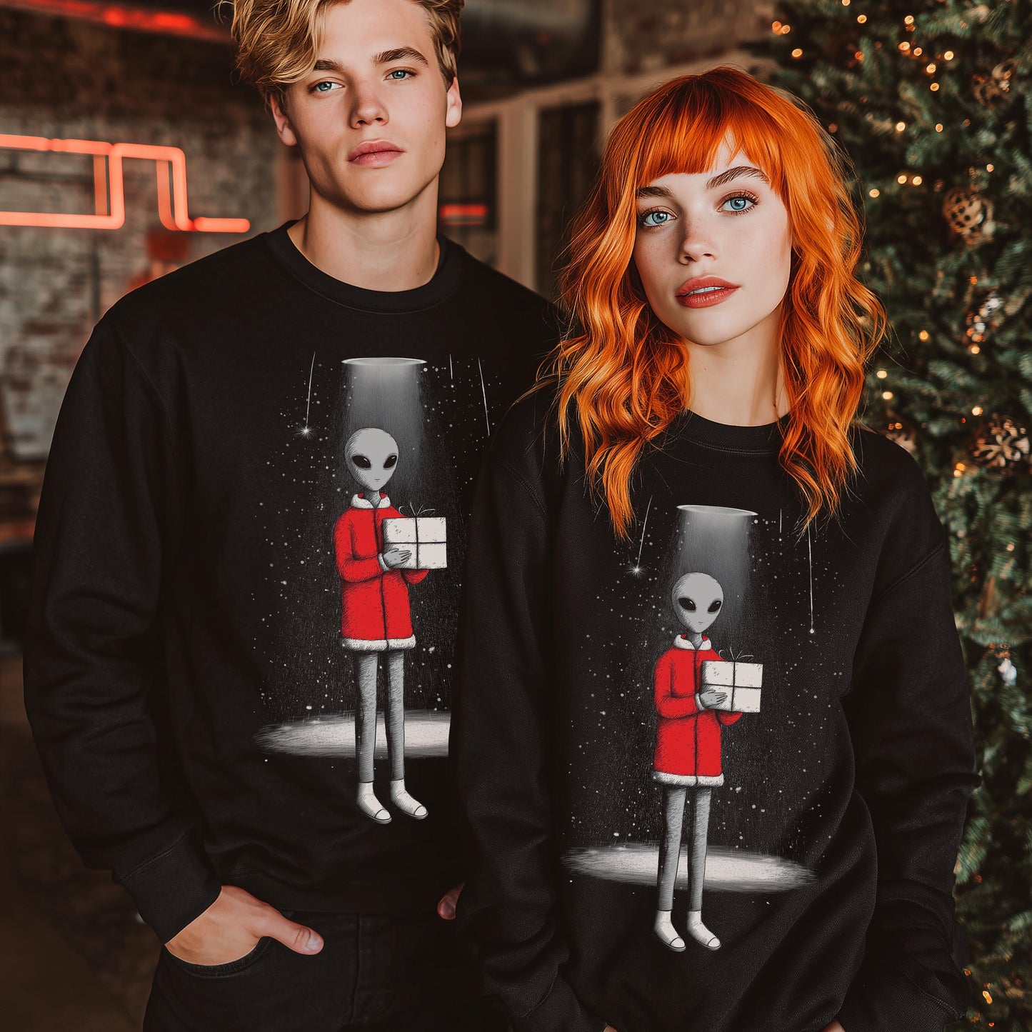 Alien Xmas Sweater – Kuscheliger Sci-Fi Weihnachtspullover